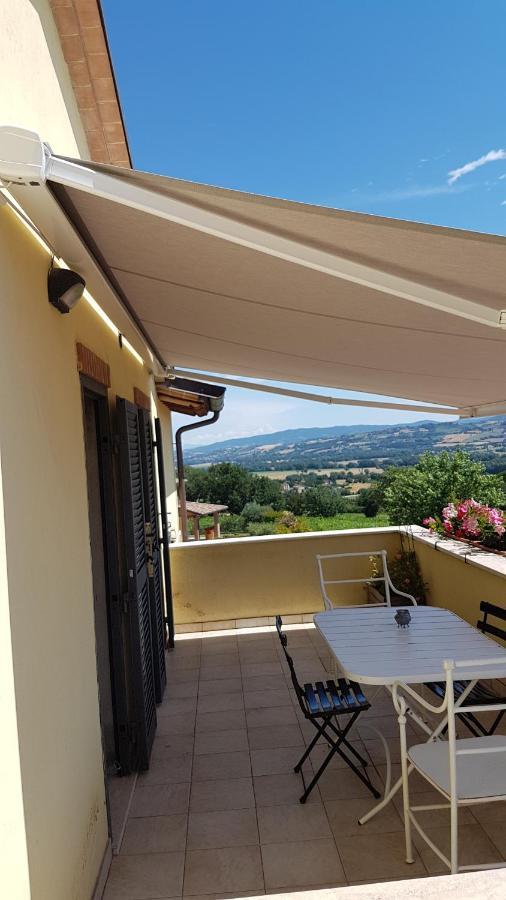Fratta Todina La Casa Di Marco E Lorella מראה חיצוני תמונה